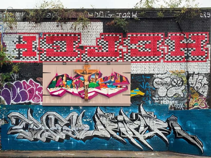 ADVANCED GRAFFITI STREET ART TOUR / SHOREDITCH / EAST LONDON - Shoreditch and Brick Lane on Foot: How the Neighborhood Becomes the Classroom