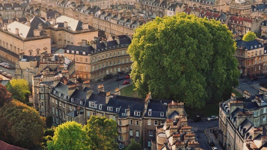 Bath: Private Walking Tour - Why Bath changes when you have a student guide