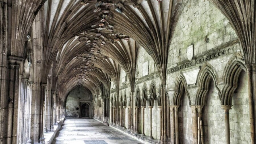 Canterbury Walking Tour with a Local - Getting your bearings in Canterbury’s old heart
