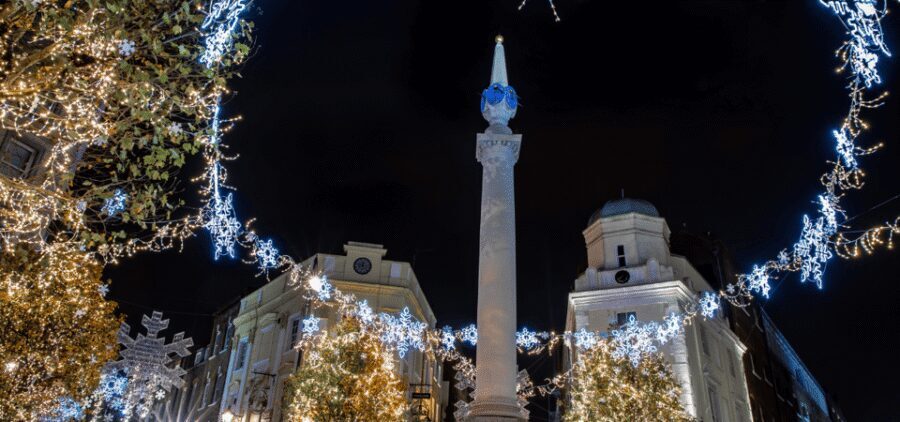 Covent Garden to Piccadilly Circus Walking Tour with an App - Royal Opera House start: where the West End story begins