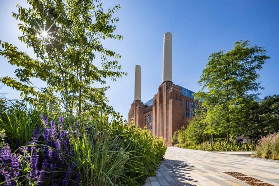 Destination London: E-Bike Tour - How the guide level affects your experience (and what to expect)