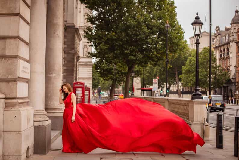 Flying dress professional photoshoot with pro photographer - Flying dress + London icons: why this setup feels different