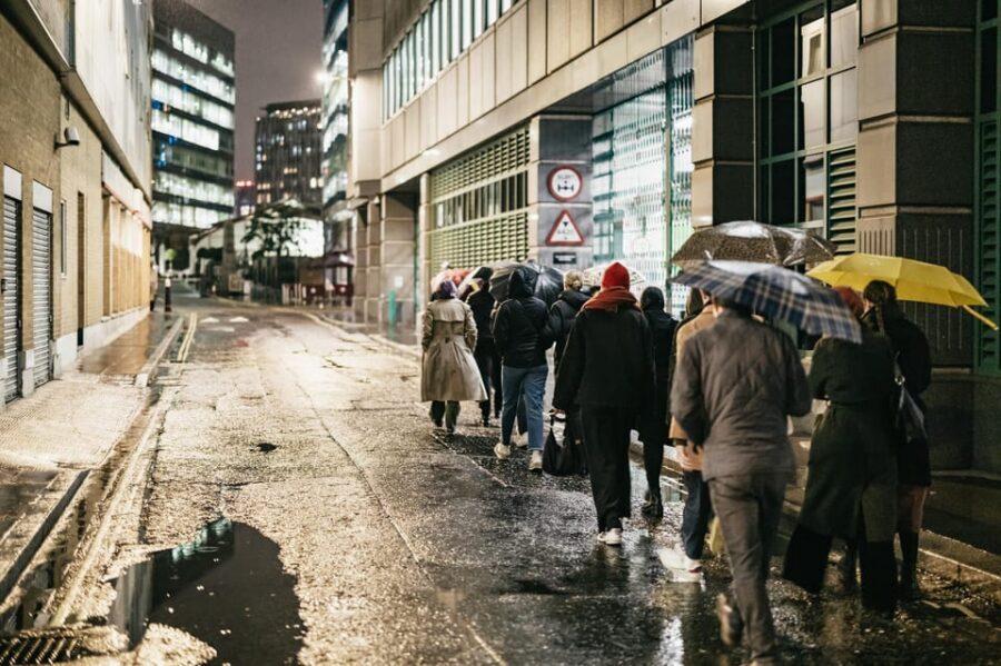 French Language : Original Jack the Ripper Tour - Mitre Square and Petticoat Lane: where everyday life meets the rumors