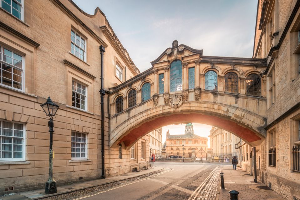 From London: Cotswolds and Oxford Guided Day-Trip - Bourton-on-the-Water: Where to Use Your One Hour