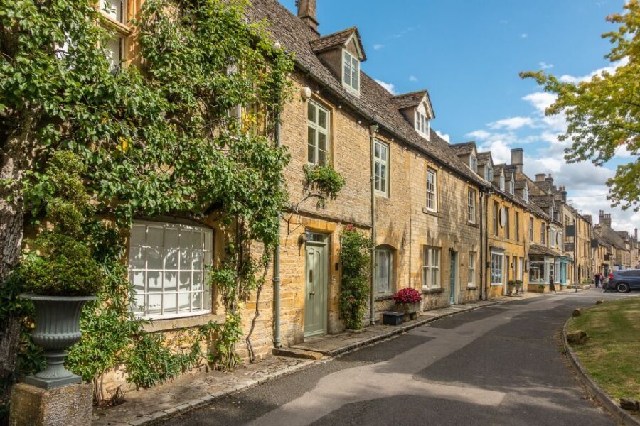 From London: Full-Day Cotswolds Small-Group Tour - Bourton-on-the-Water: River Bridges and Lunch on Your Terms
