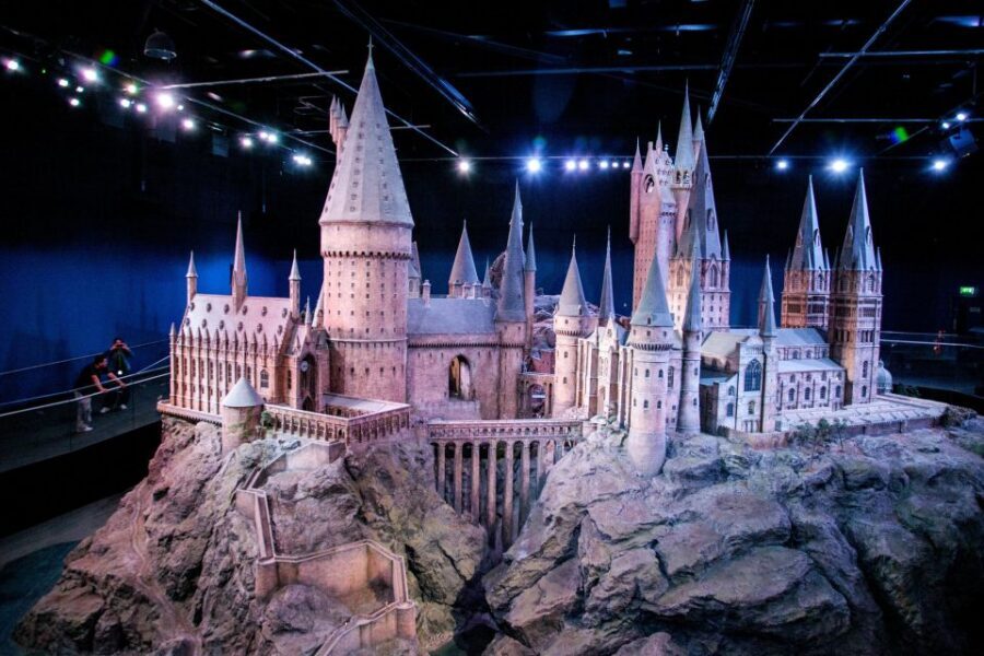 From London: Harry Potter Family Package with Transfers - The coach ride: comfort, screens, and what to bring in your head