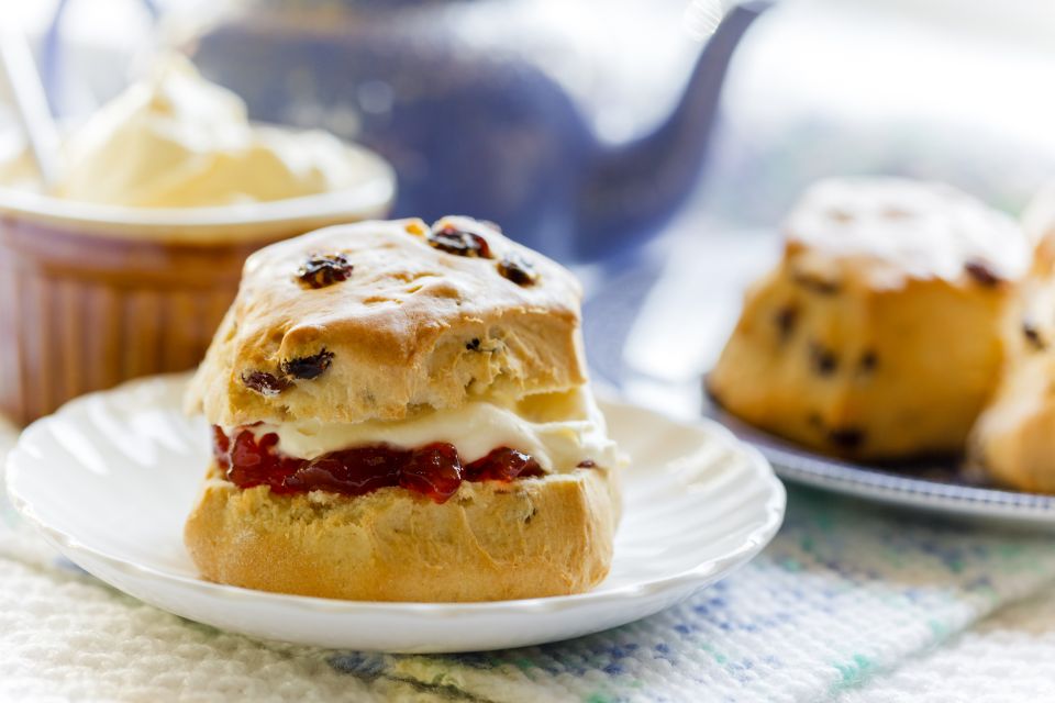 From London: Lake District Tour with Cream Tea & Cruise - Hawkshead Village and Wordsworth School Days