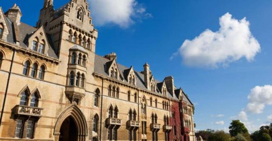From London: Oxford, Stratford, Cotswolds & Warwick Castle - Price and Logistics: What $103 really means