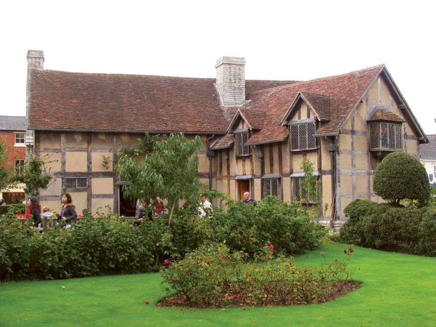 From London: Shakespeare's Stratford-upon-Avon Day Trip - Weather and pacing: what to do on a rainy Stratford day