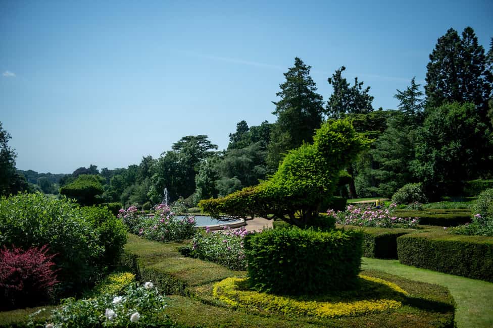 From London: Warwick Castle Day Trip by Rail - Gardens you can pace: Victorian Rose Garden and Peacock Garden
