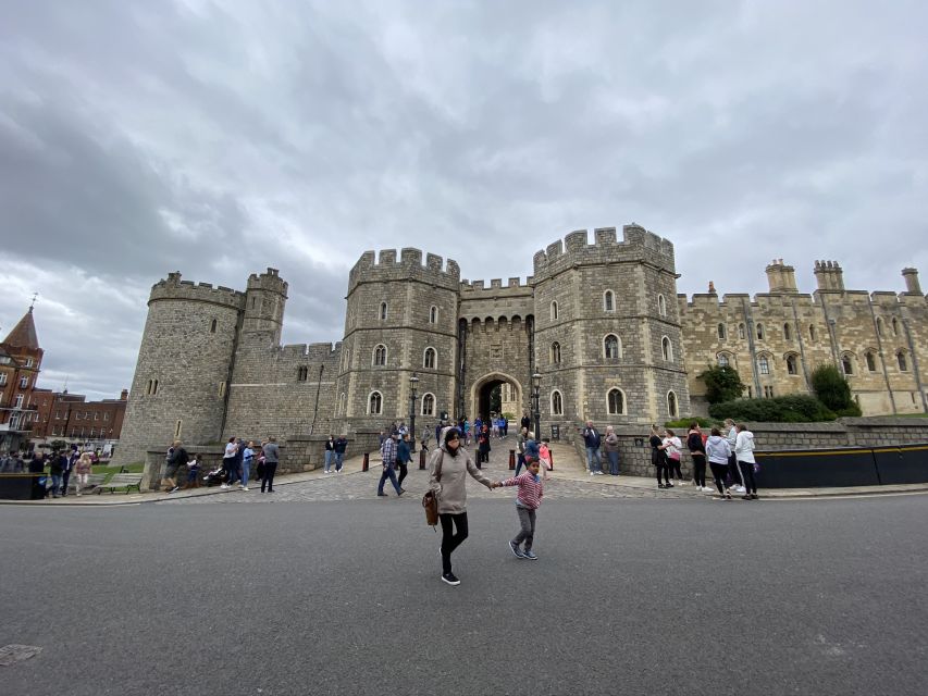 From London: Windsor Castle & Stonehenge Private Day Trip - How This Windsor Castle and Stonehenge Private Day Trip Fits Together