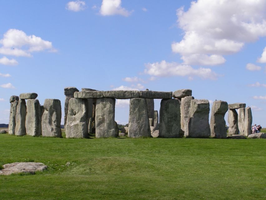 From Southampton: Stonehenge and Bath Guided Day Trip - Timing and Crowd Strategy: Why It Helps to Listen