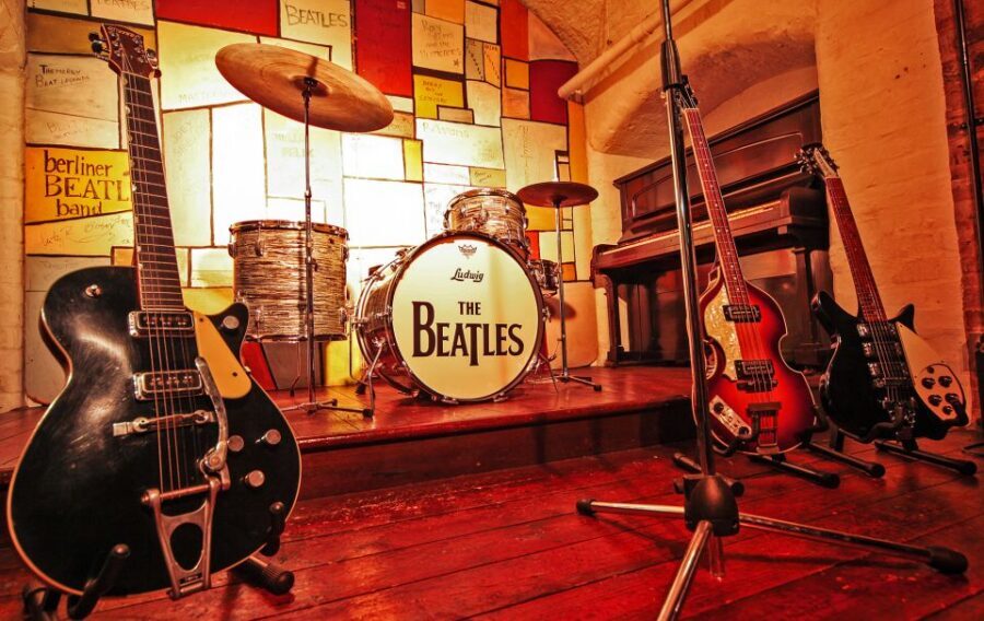 Full-Day Beatles and Liverpool Tour from London - Cavern Club finale: memorabilia, live music, and that last-mile feeling