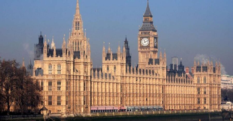 Full Day London Private Tour Including London Pass - Westminster Abbey and Parliament: the royal center in 2.5 hours