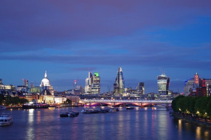 Full Day London Private Tour Including London Pass - St Paul’s Cathedral: dome views and an inside route to the galleries
