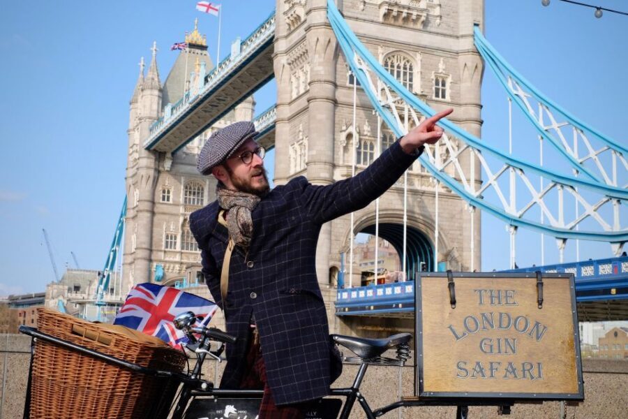 Gin Safari: Boozy London History on Two Wheels - Key highlights worth circling