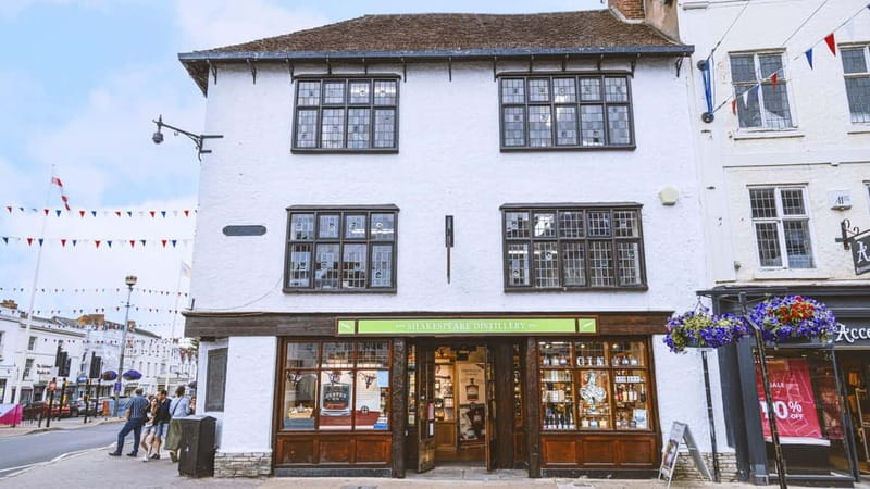 Gin Tasting at Judith’s, Shakespeare Distillery - The Shakespeare Distillery setting: upstairs tasting rooms and real Stratford energy