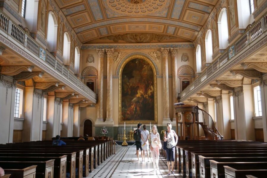 Greenwich Film Locations Tour - How the guide turns still images into movie context