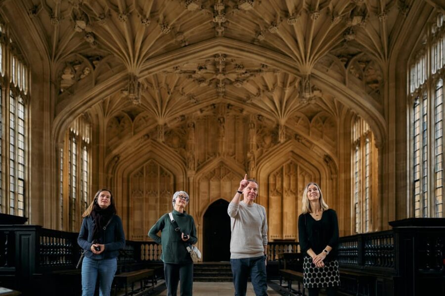 Harry Potter Bodleian Library, Oxford and Lacock Tour - Divinity School as the Hogwarts Infirmary: A Photo Stop with Purpose