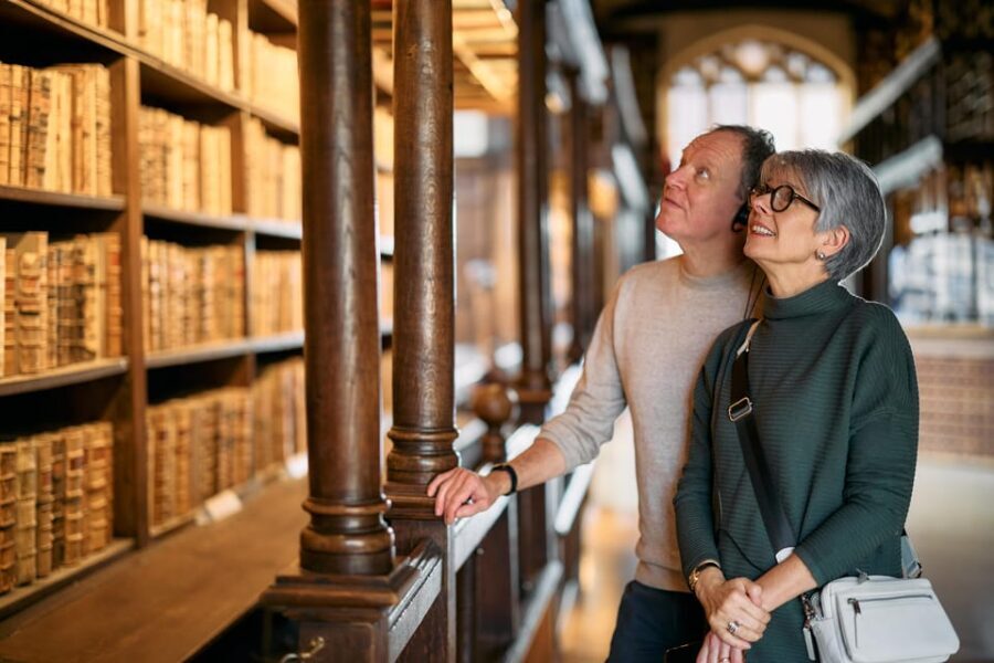 Harry Potter Bodleian Library, Oxford and Lacock Tour - Bodleian Library and Duke Humfrey’s Library: Hogwarts Library Comes Home