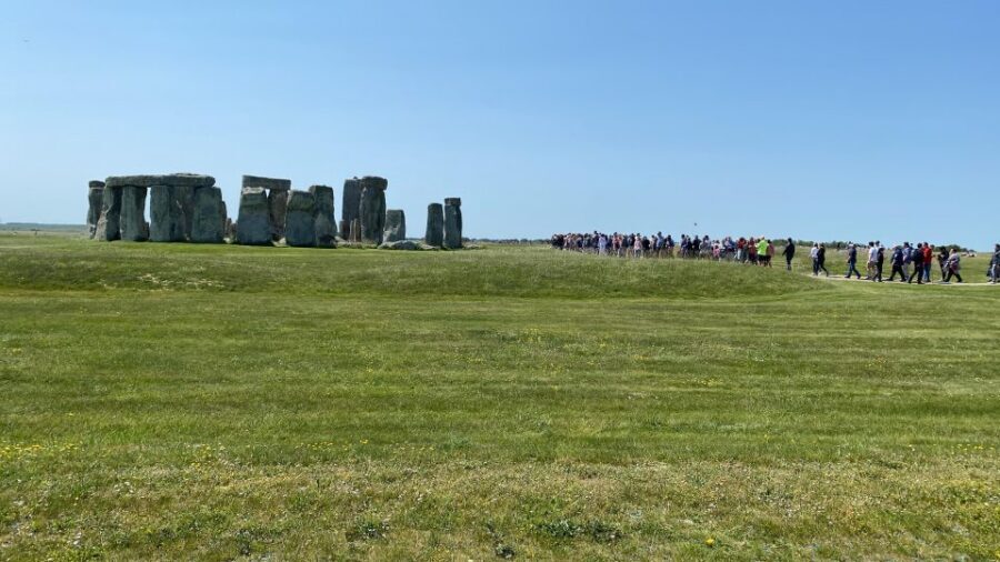 Individual trip to Stonehenge including pickup and drop off - Private car to Stonehenge: what 6 hours really means