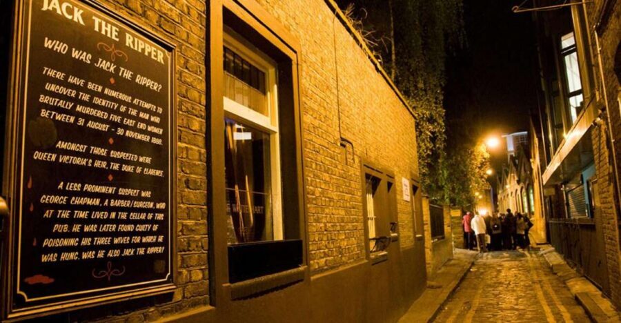 Jack The Ripper Museum & See 30+ London Top Sights Tour - A 30+ sights walk built around Westminster and London Bridge