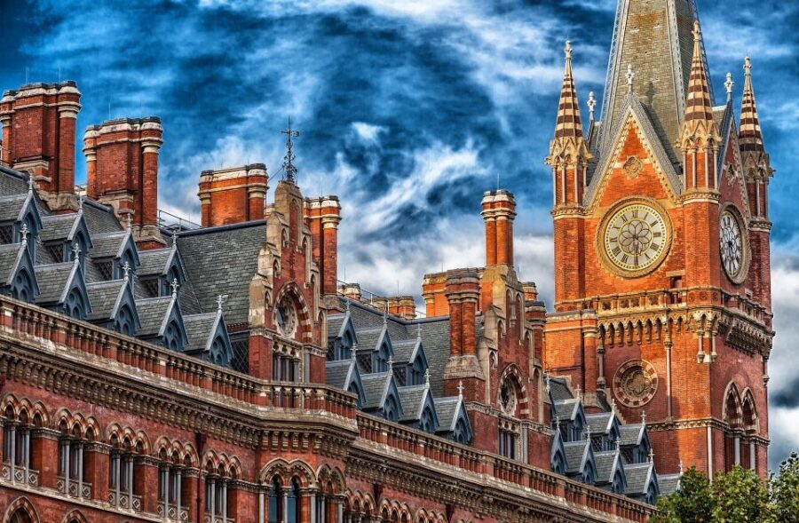 Layover London Private Tour from Heathrow Airport - Tower of London and Tower Bridge: big river views on a timetable
