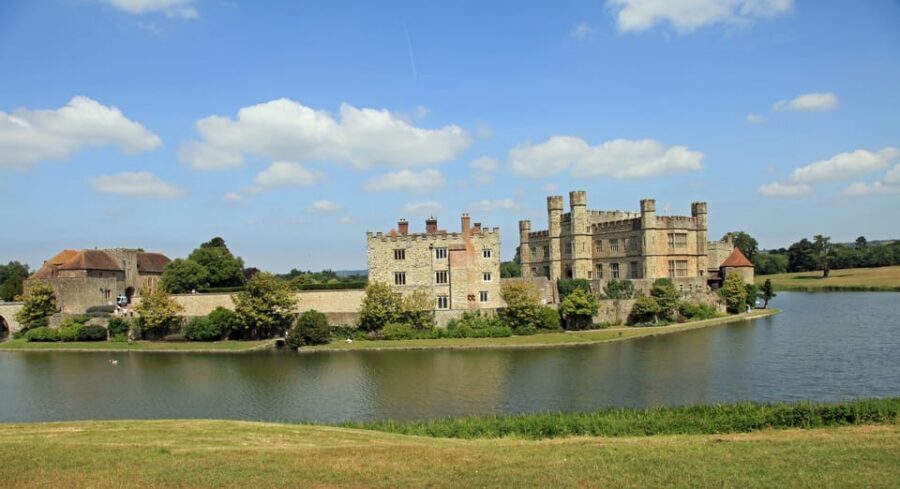 Leeds Castle, Canterbury, Dover, Greenwich & Free Snack Pack - Thames boat ride to Embankment Pier: the best breather on a long day