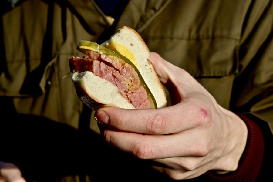 London: 3.5-Hour Shoreditch Street Food Tour - Fish and chips in the East End, properly done