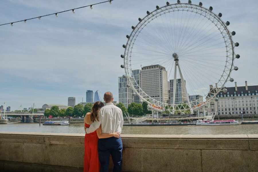 London: 30min PRIVATE Professional Westminster Photo Shoot - Where Your Westminster Session Starts at Nero Café