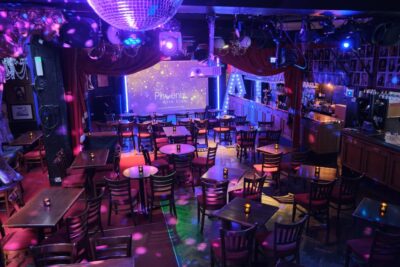 London: A Night of Theatrics! Cabaret Show - Timing that keeps it relaxed: doors open, meal service, show start