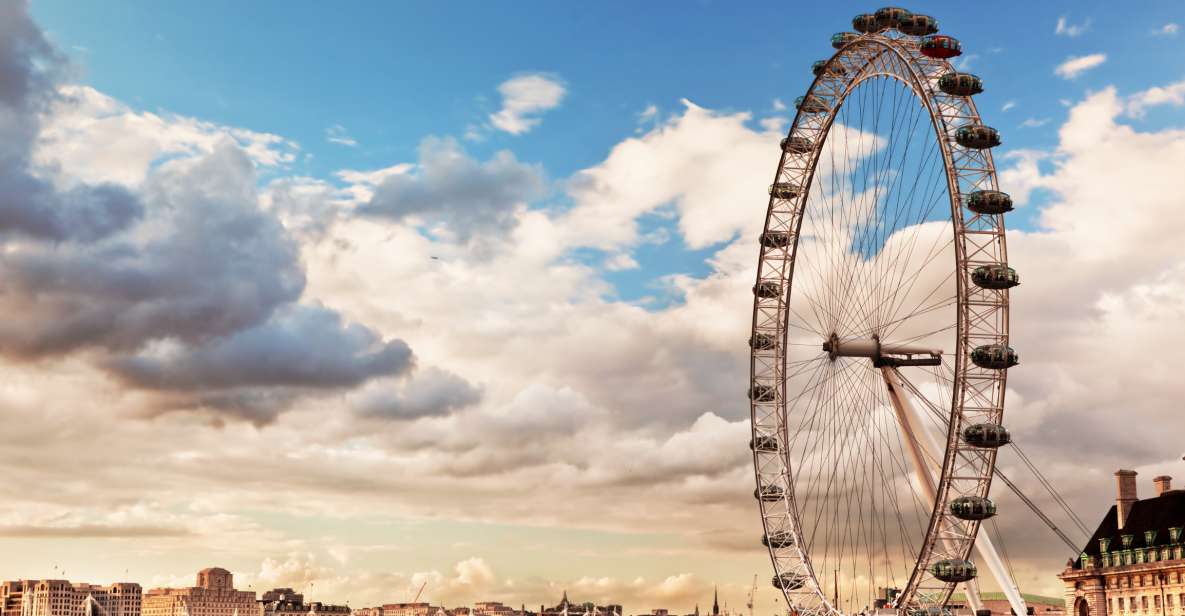 London: App-Based Walking Tour with 30 Stops - How the Trippy Tour Guide app makes this walk work