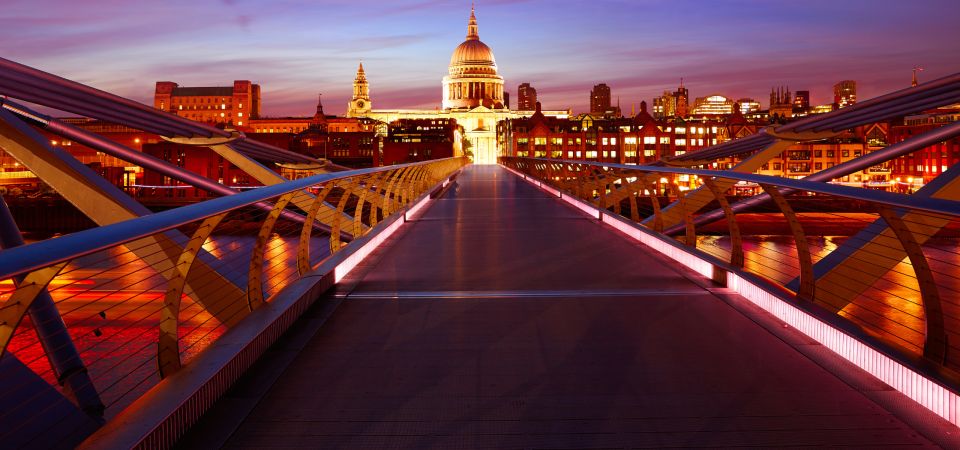 London: App-Based Walking Tour with 30 Stops - St. Paul’s Cathedral and the Millennium Bridge: engineering views and dome dominance