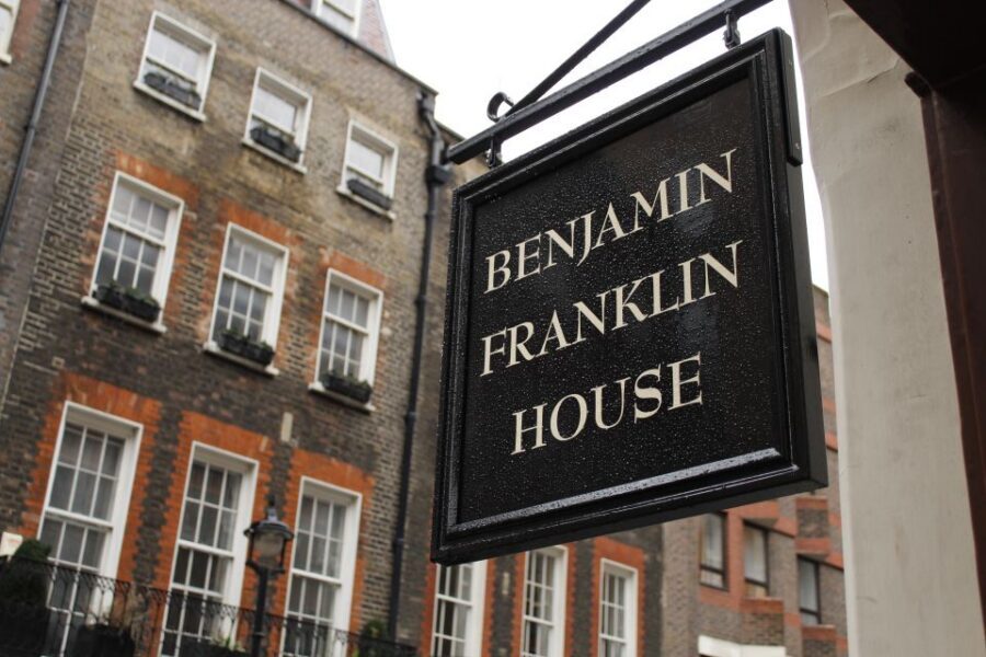 London: Architecture Tour of Benjamin Franklin House - Franklin’s parlour and the 16-year stay: experiments, politics, and leaving for America
