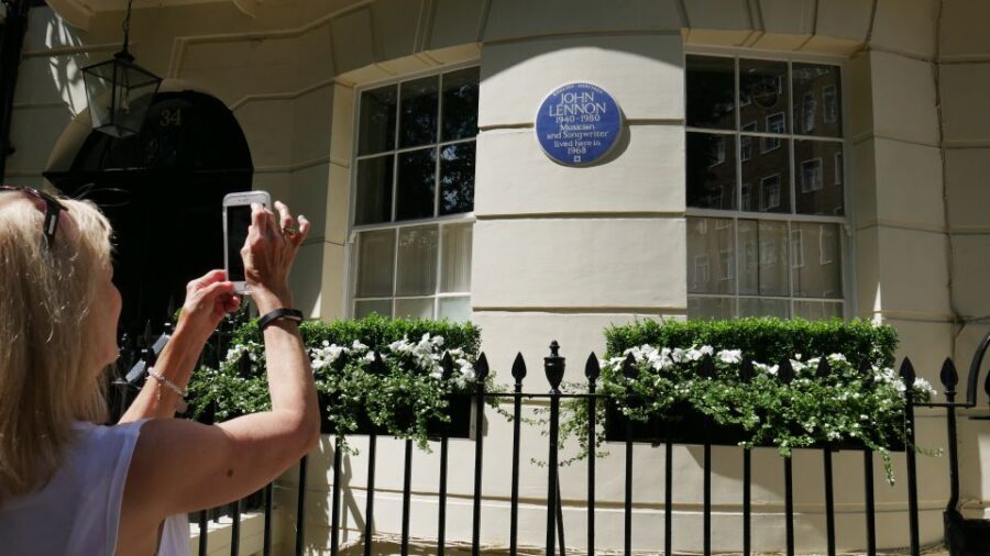 London: Beatles Tour by Black Taxi - Photo stops that actually help you remember later