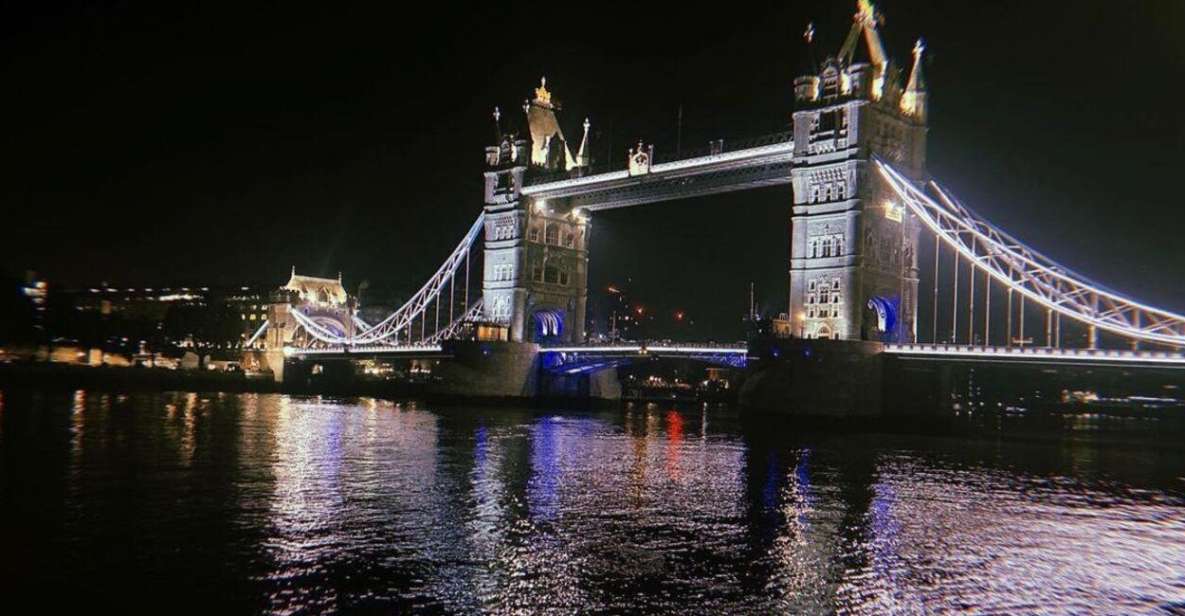 London Bridges Night Time Light Private Tour - London Eye after dark: best seen across the water
