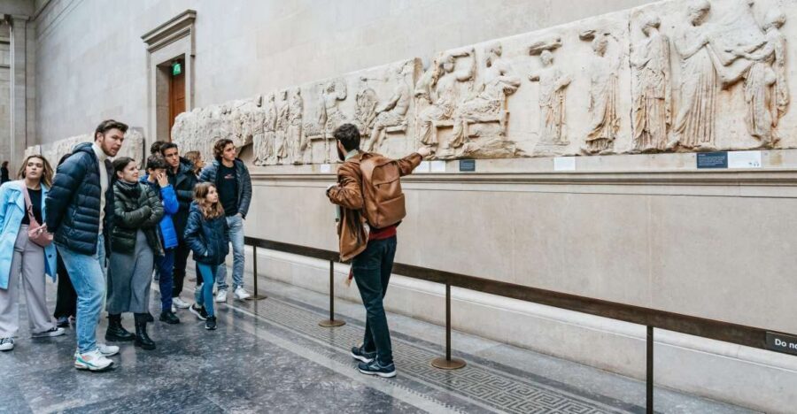 London: British Museum Guided Tour - The Guides: Filomena, Stuart, Tara, Rebekka, Lucia, and Maya