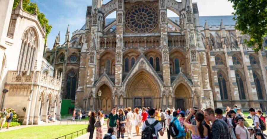 London: Buckingham Palace & Big Ben & Abbey Private Tour - Meeting at The Ritz and why this start matters