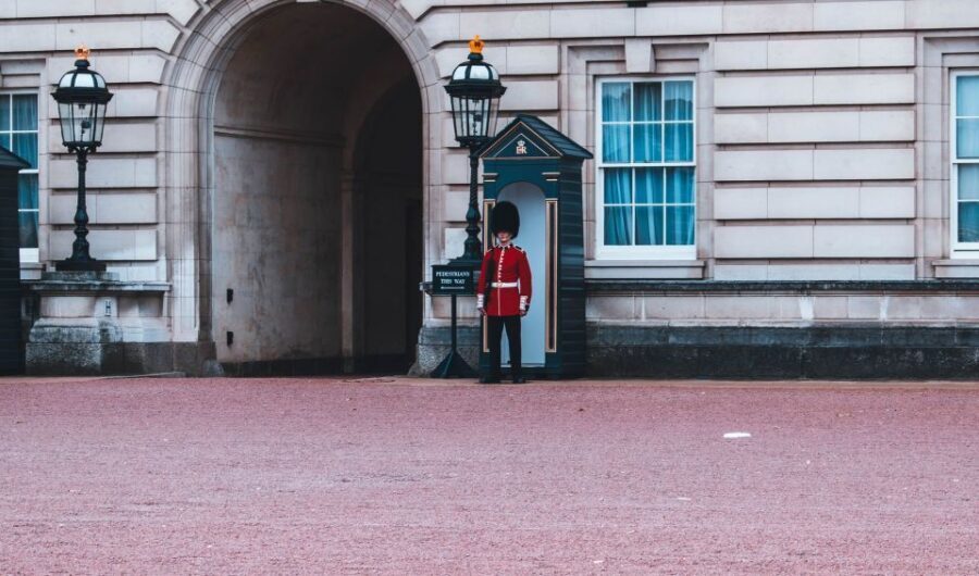 London: Changing of the Guard Private Group or Family Tour - Key things to know before you go