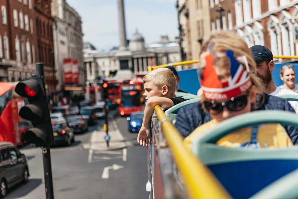 London: Children's Open Top Bus Tour - The 45-minute loop: Trafalgar Square to Westminster and back