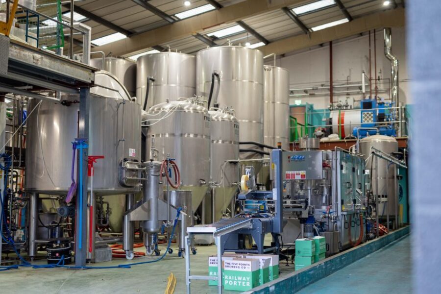 London: Craft Brewery Tour with Tasting of 4 Beers - Entering Five Points Taproom in Hackney