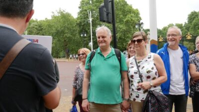 London: Downton Abbey Guided Walking Tour - Grantham House Exterior and the Uncle Harold Moment