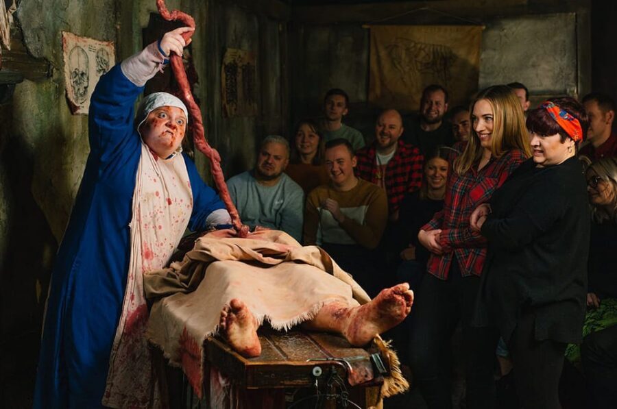London: Entry Ticket to London Dungeon - Dungeon Tavern: the calm-down zone with optional cocktail