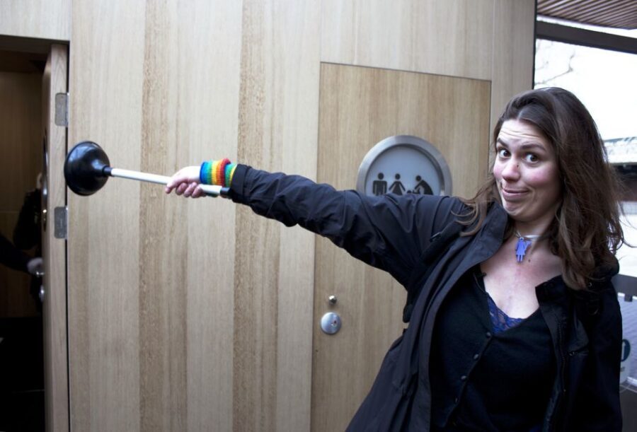 London: Guided Loo Tour - The Most Patriotic Loo in London (Yes, It’s a Thing)