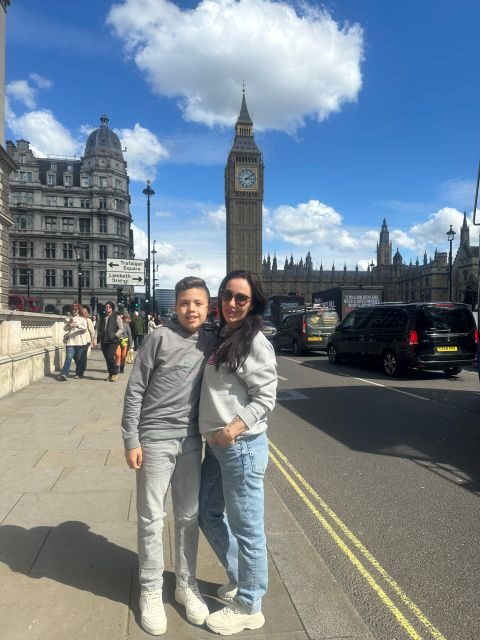 London: Harry Potter Black Cab Tour with Hotel Pick Up - St Paul’s Cathedral and the Hogwarts Staircase Idea