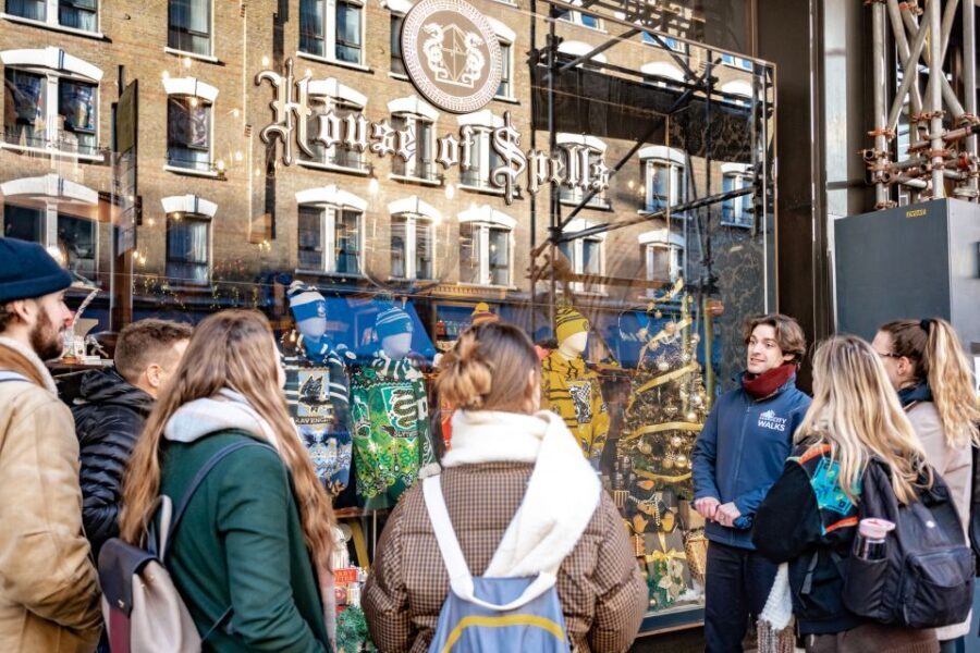 London: Harry Potter Movie Locations Magical Guided Tour - National Portrait Gallery and Charing Cross: Film-Spotting Between Landmarks