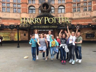 London: Harry Potter Sights and Shrek's Adventure Combo Tour - Entering The Wizarding World at King’s Cross and Platform 9¾