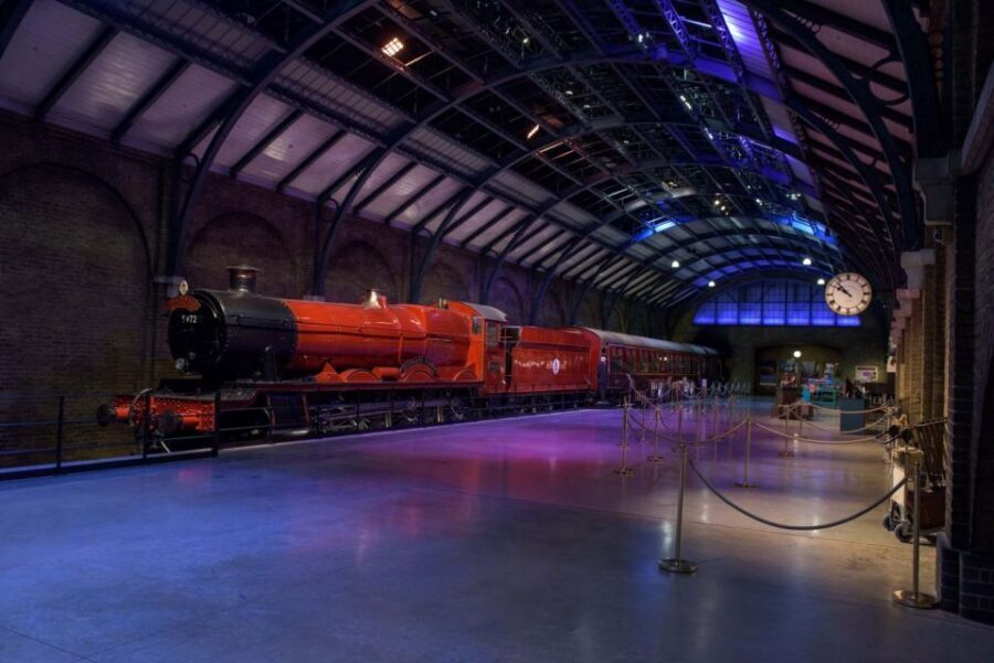 London: Harry Potter Warner Bros. Studio Tour with Transfer - Key points if you want the highlights first