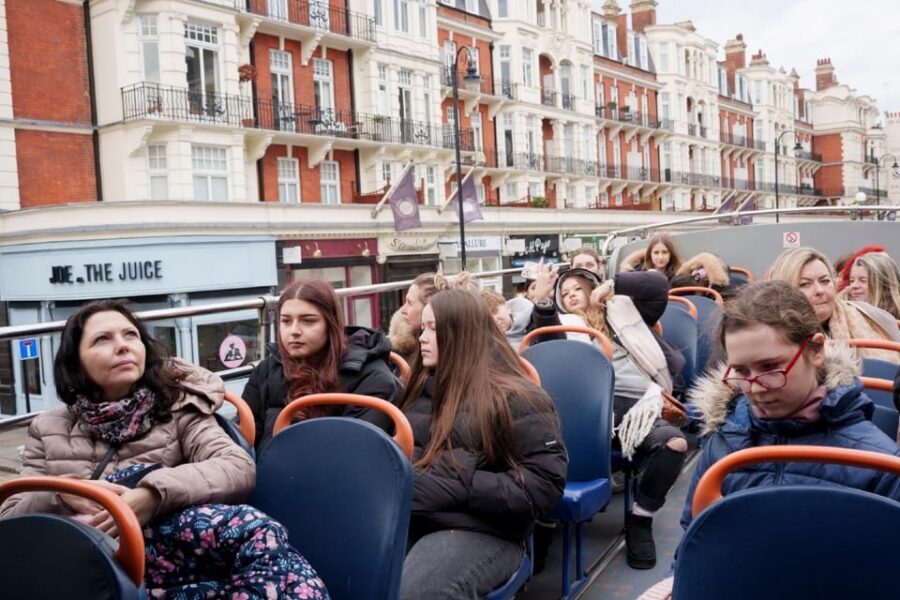 London: Hop-on Hop-off Bus Tour and Madame Tussauds Ticket - Star Wars Experience: The Included Headliner That Adds Variety