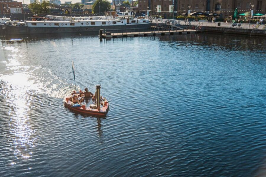 London: Hot Tub Boat Guided Historical Docklands Cruise - Key highlights worth choosing this cruise for